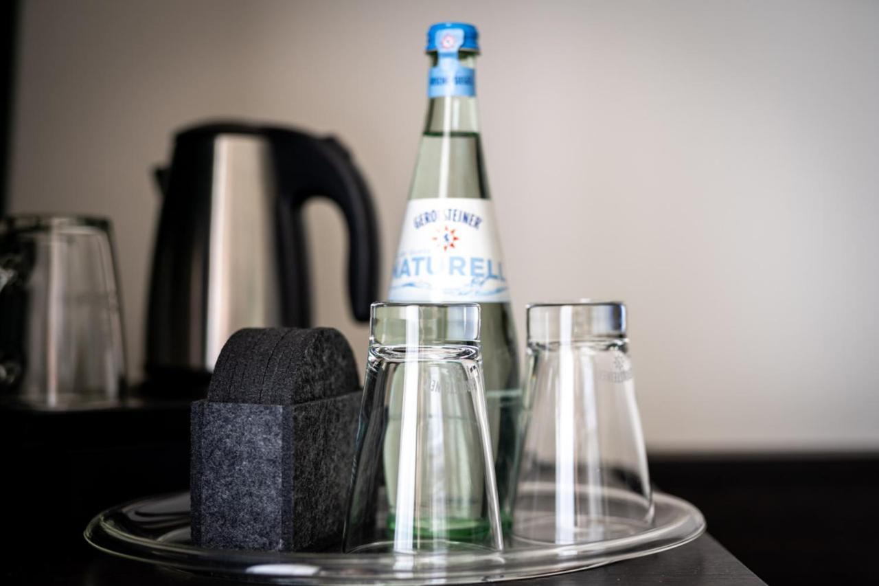 Seehotel Ecktannen Waren  Buitenkant foto